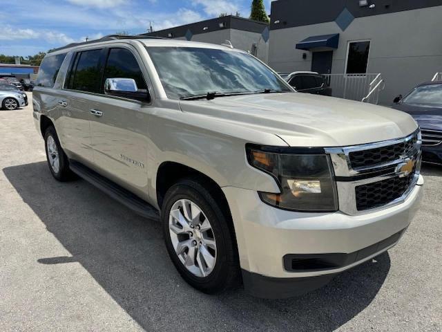 Паркетники CHEVROLET SUBURBAN 2016 tan