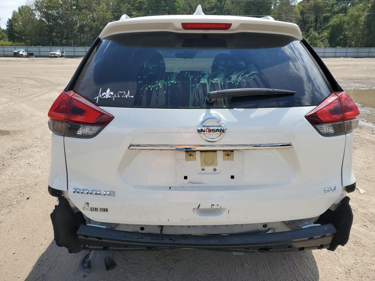 2020 Nissan Rogue S VIN: JN8AT2MT2LW018548 Lot: 70282424