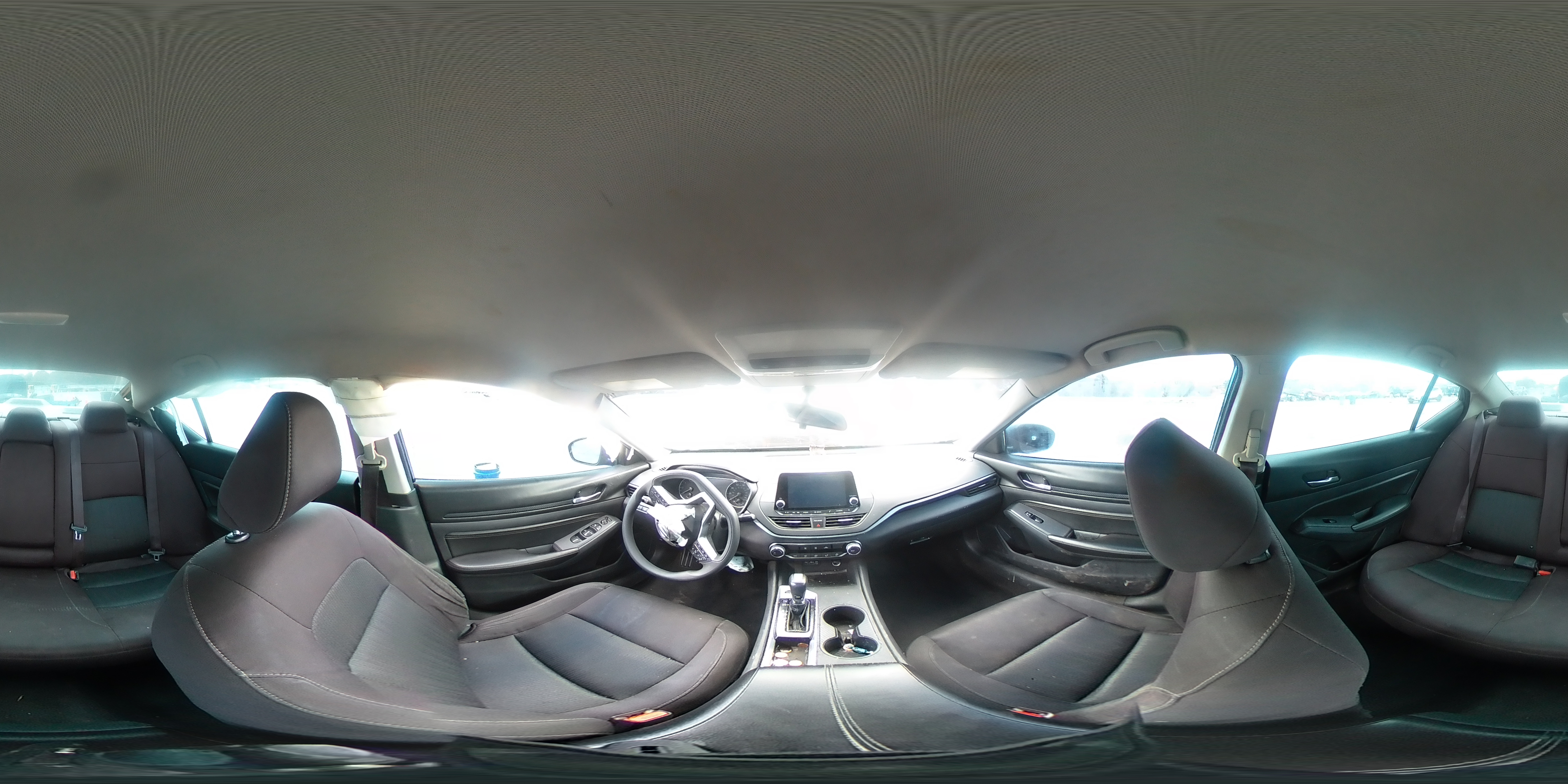 2020 Nissan Altima - Image 13