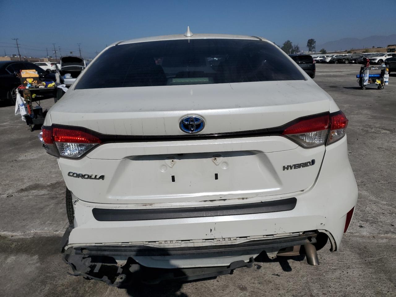 2020 Toyota Corolla Le VIN: JTDEBRBE1LJ018390 Lot: 73136824