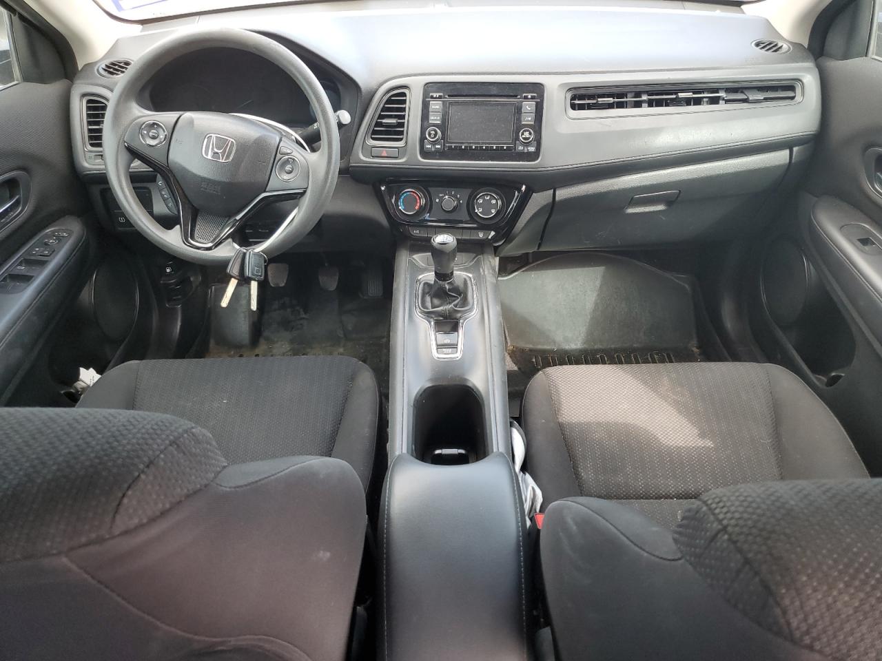 3CZRU5G36HM704697 2017 Honda Hr-V Lx