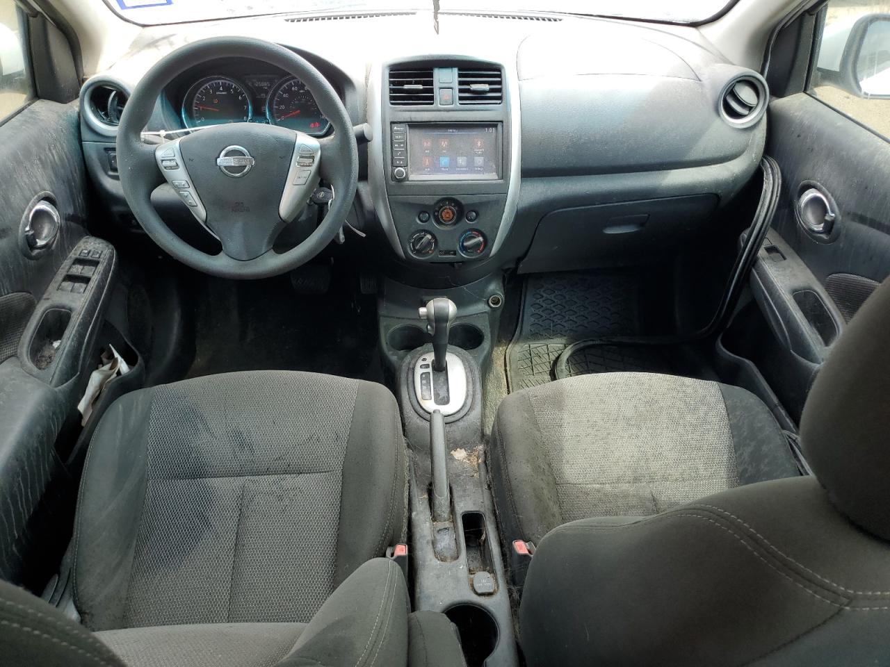 3N1CN7AP4JL882249 2018 Nissan Versa S