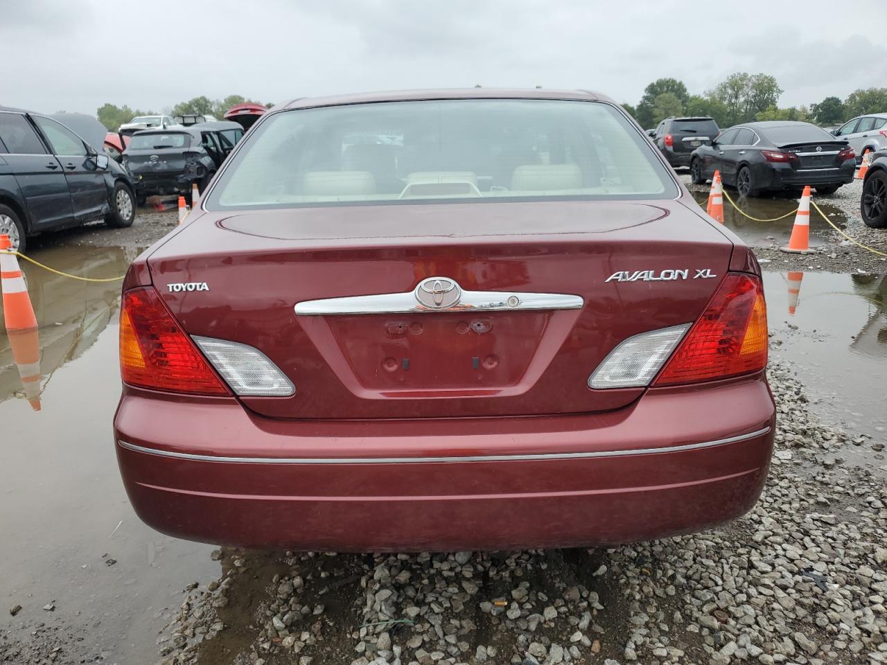 4T1BF28B12U250640 2002 Toyota Avalon Xl