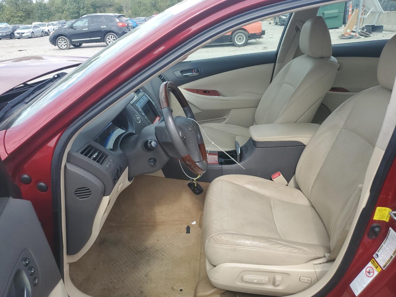 2011 Lexus ES - Image 7
