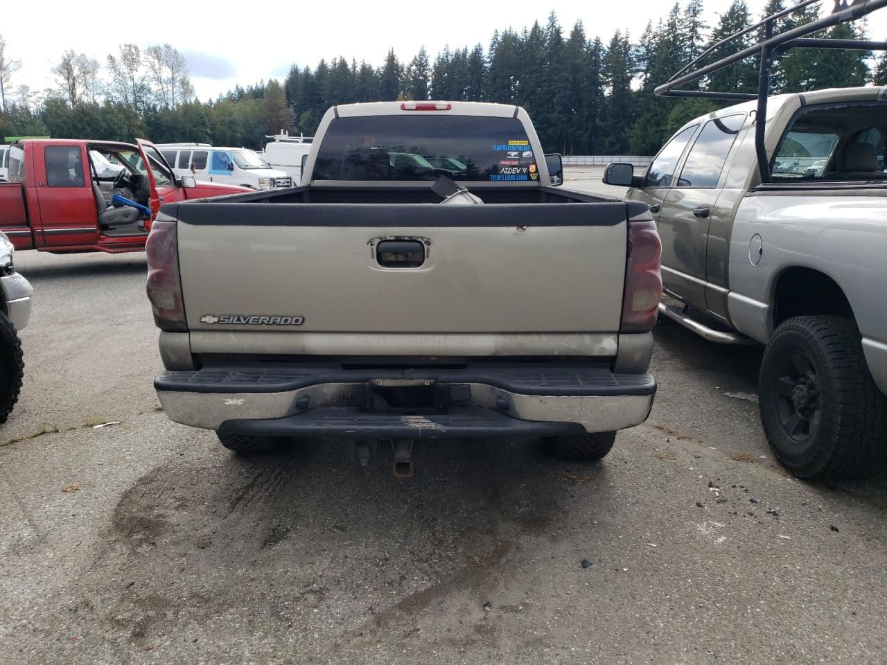 2003 Chevrolet Silverado K2500 Heavy Duty VIN: 1GCHK23133F153826 Lot: 71850954