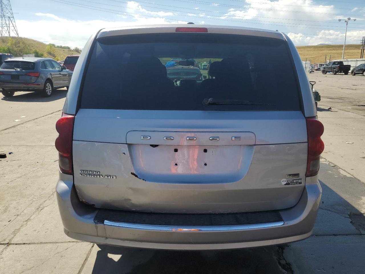 2C4RDGBG9ER375185 2014 Dodge Grand Caravan Se