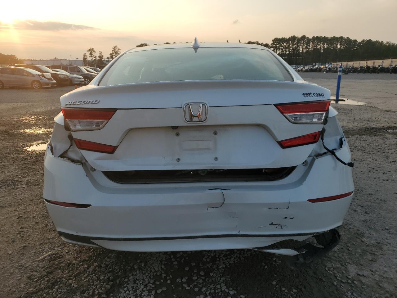 1HGCV1F15JA167701 2018 Honda Accord Lx