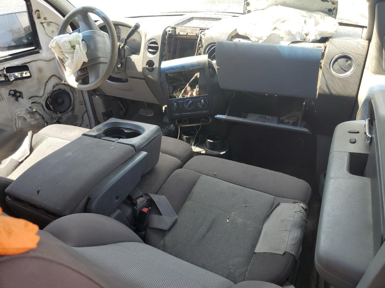 2006 Ford F150 VIN: 1FTRX14W96KB60446 Lot: 70721214