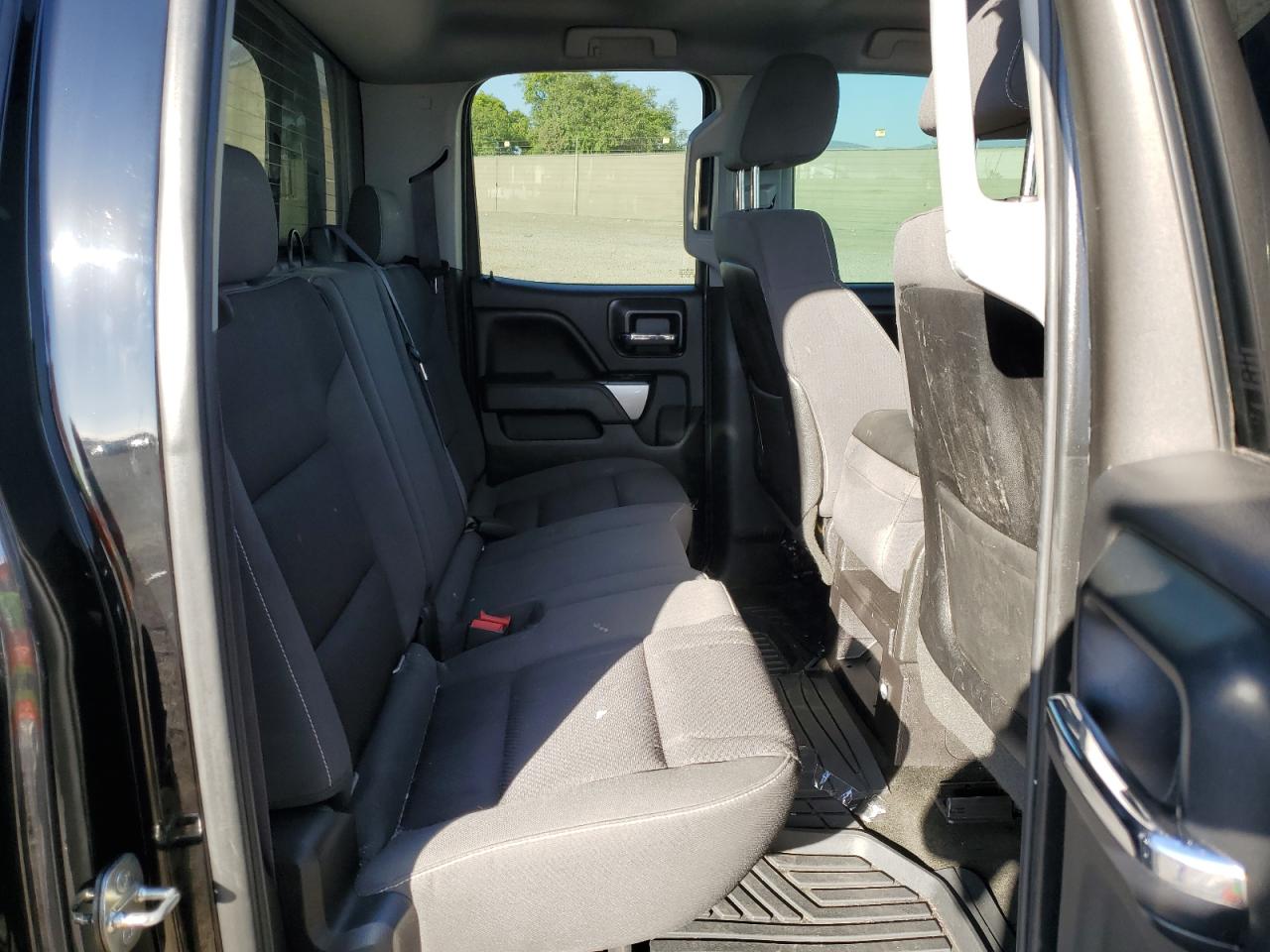 2014 Chevrolet Silverado - Image 10