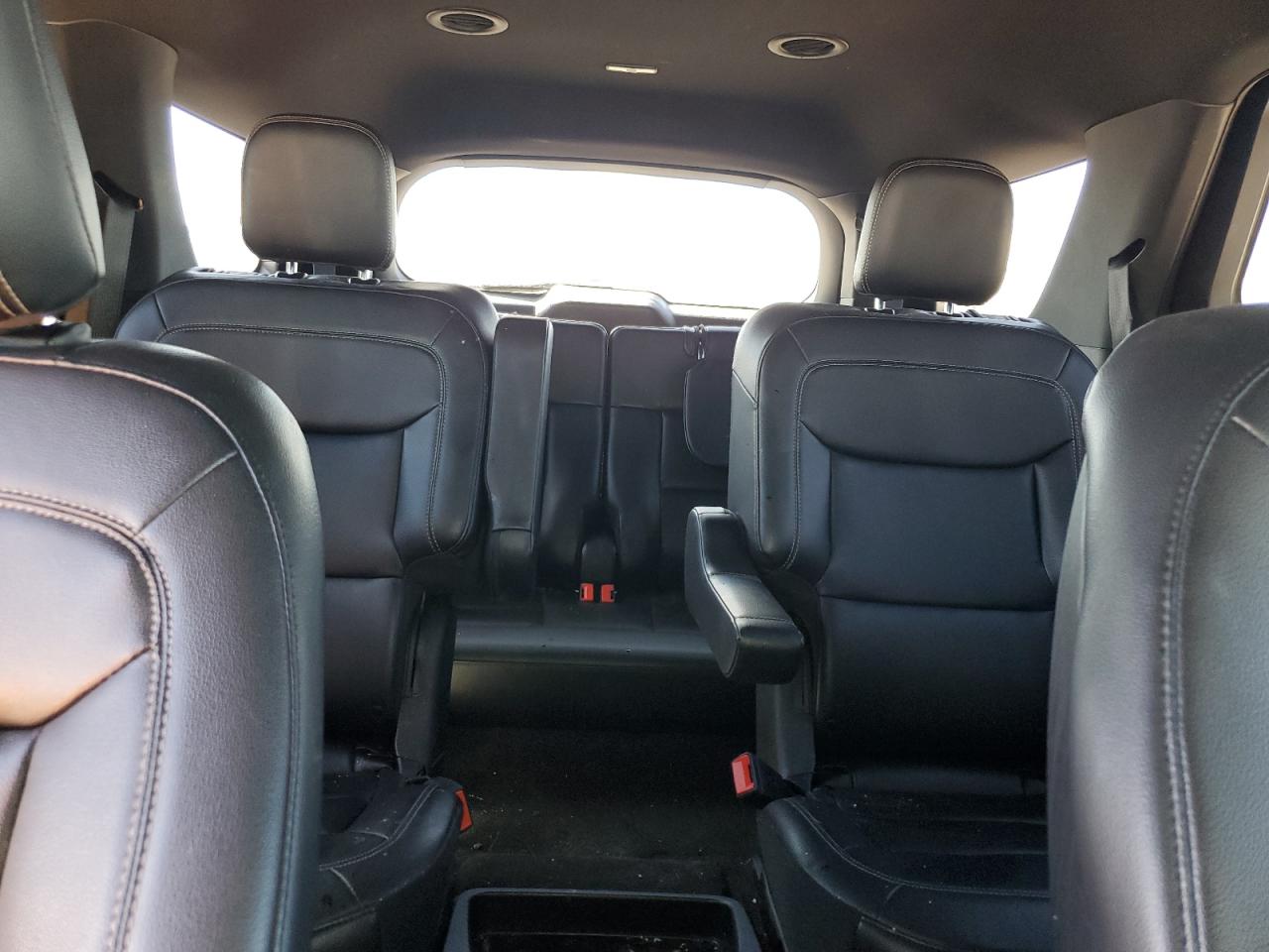 2020 Ford Explorer - Image 10