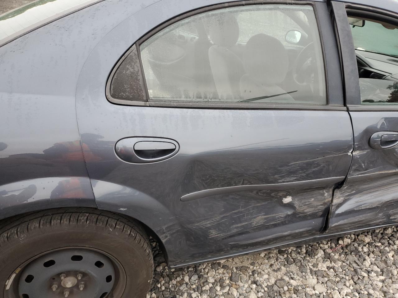 2002 Chrysler Sebring - Image 11