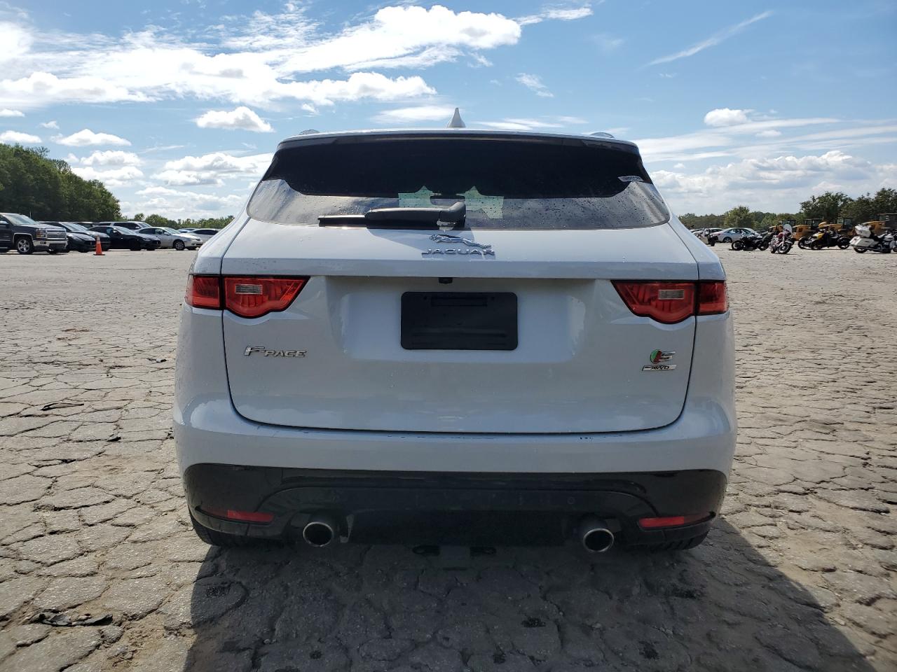 SADCM2FV1KA393489 2019 Jaguar F-Pace S