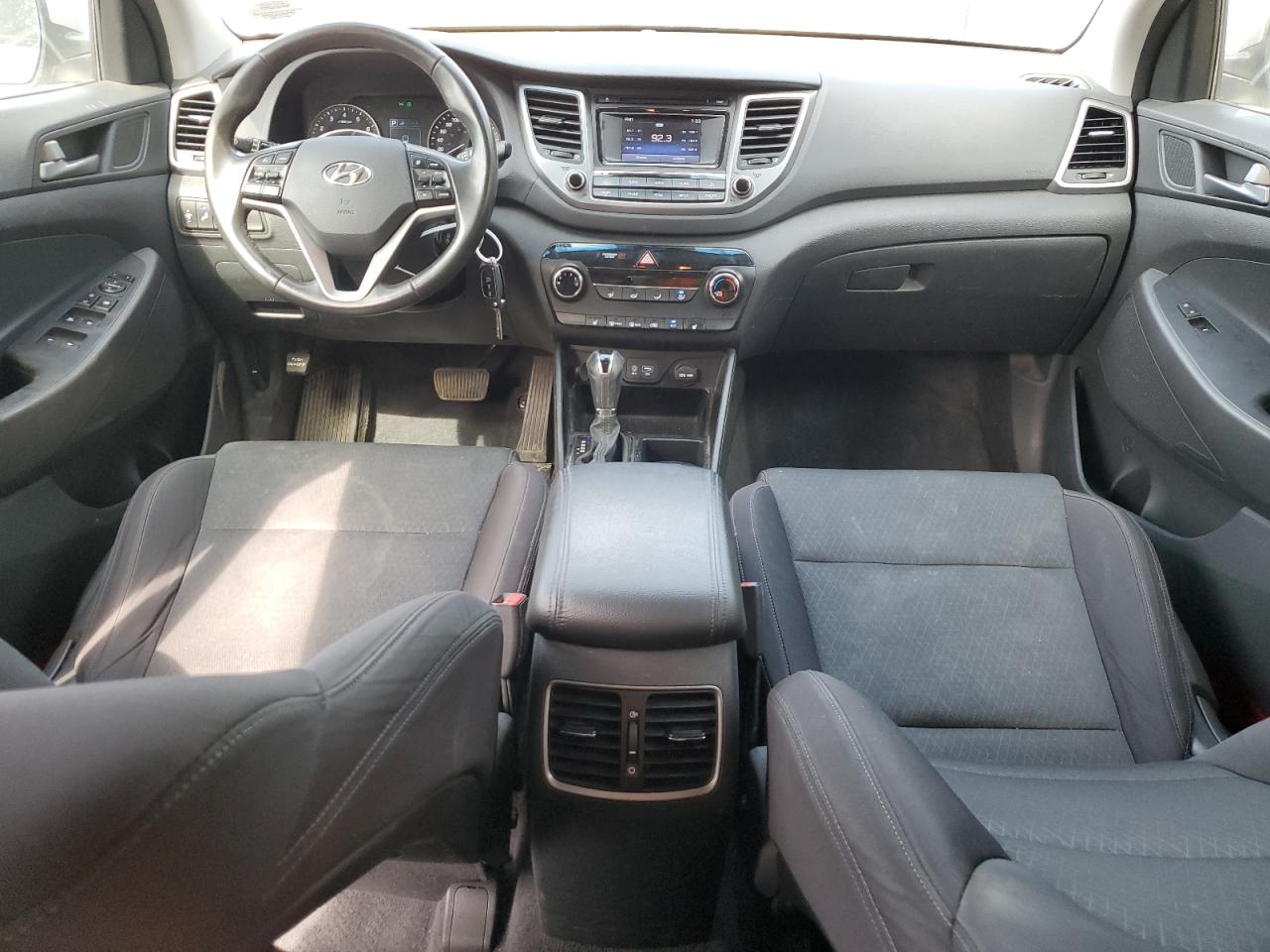 2016 Hyundai Tucson Limited VIN: KM8J33A49GU179975 Lot: 71787564