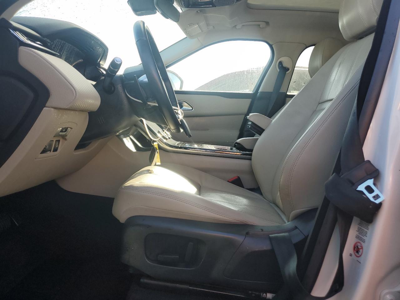 2019 Land Rover Range Rover Velar S VIN: SALYB2EX1KA206805 Lot: 73778914