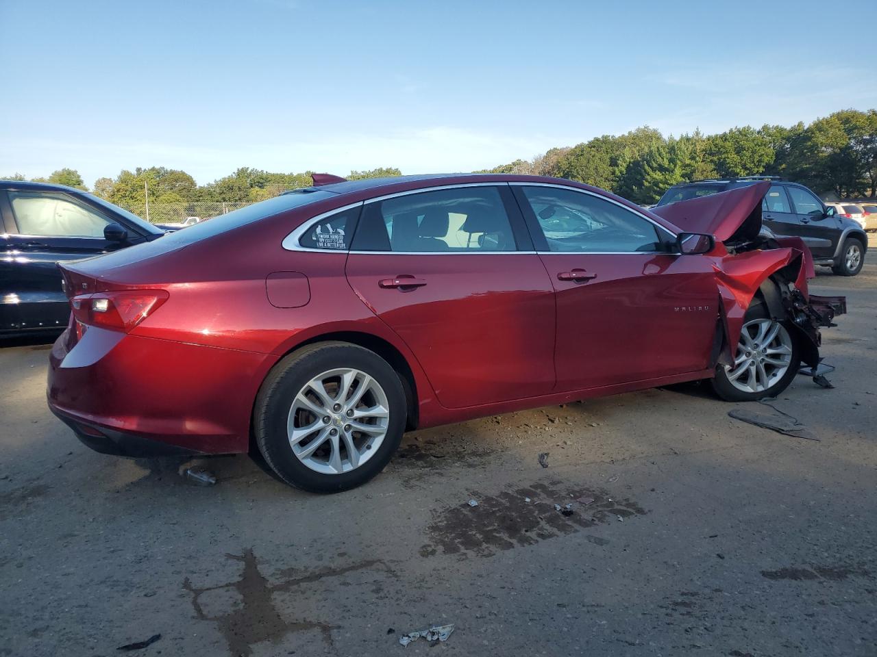 2016 Chevrolet Malibu - Image 3