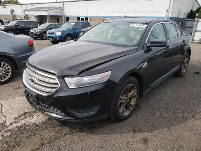 2013 Ford Taurus Se