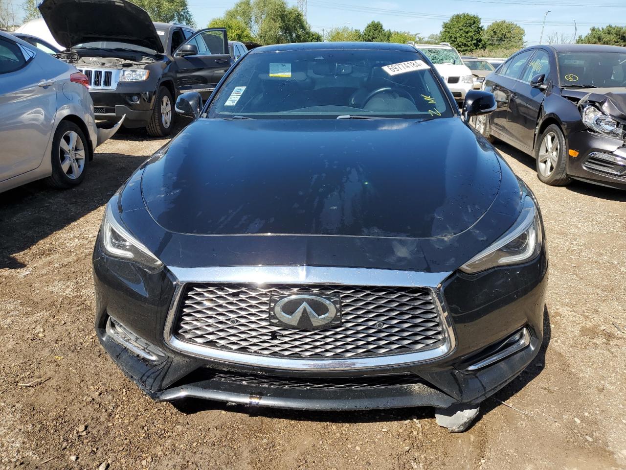 2017 Infiniti Q60 - Image 5