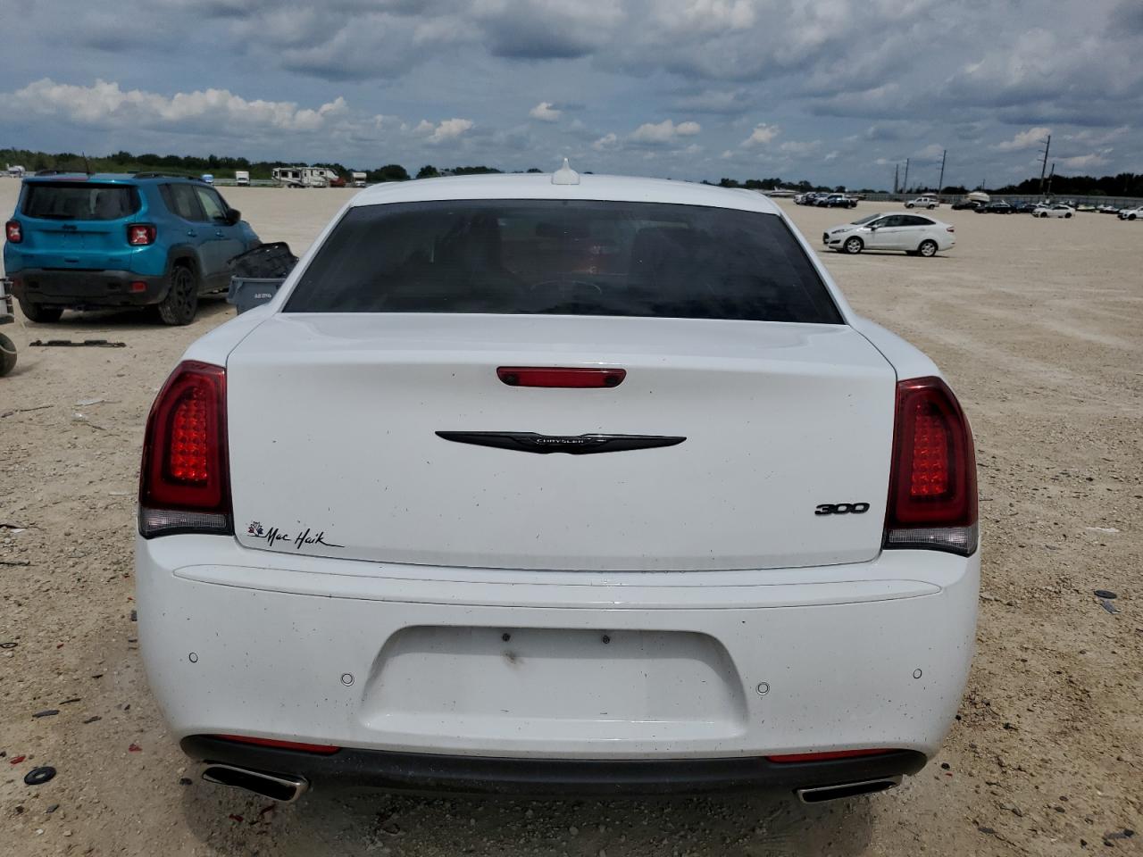 2022 Chrysler 300 Touring L VIN: 2C3CCADG5NH262850 Lot: 71542634