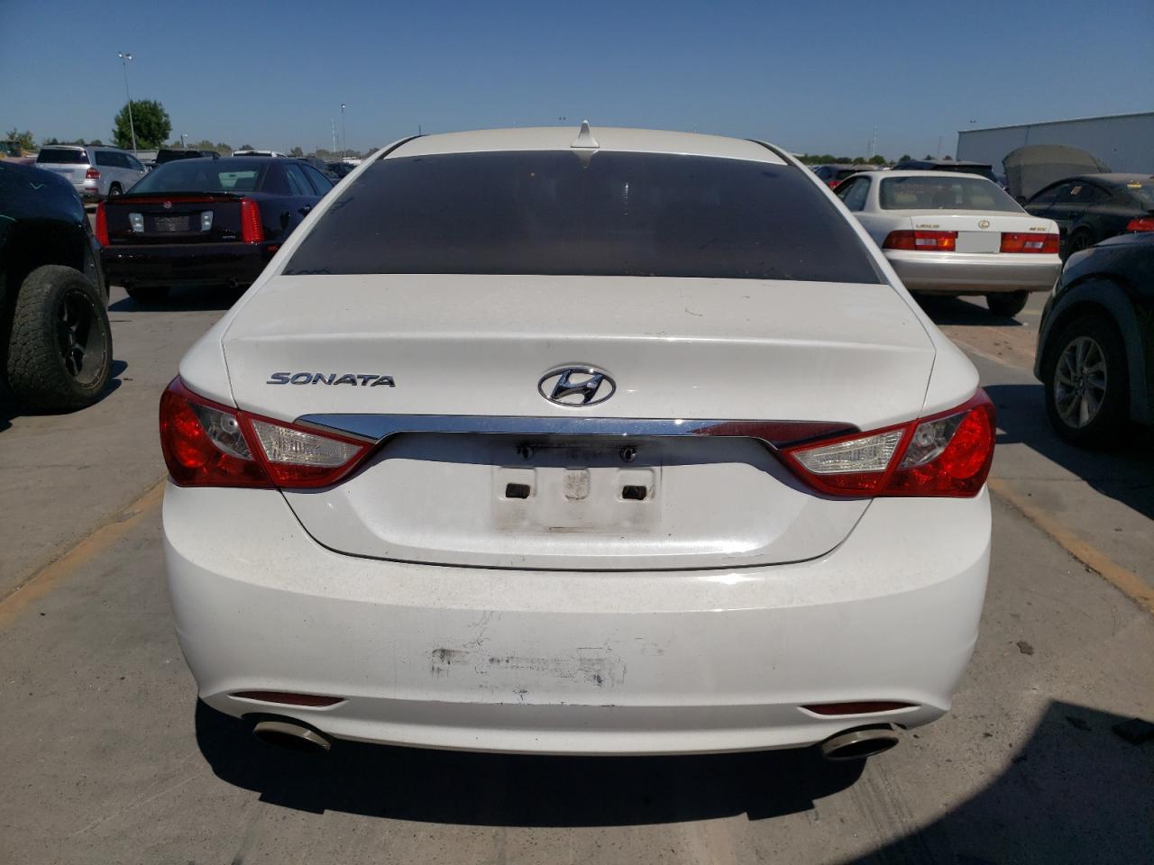 5NPEC4AC8BH295142 2011 Hyundai Sonata Se