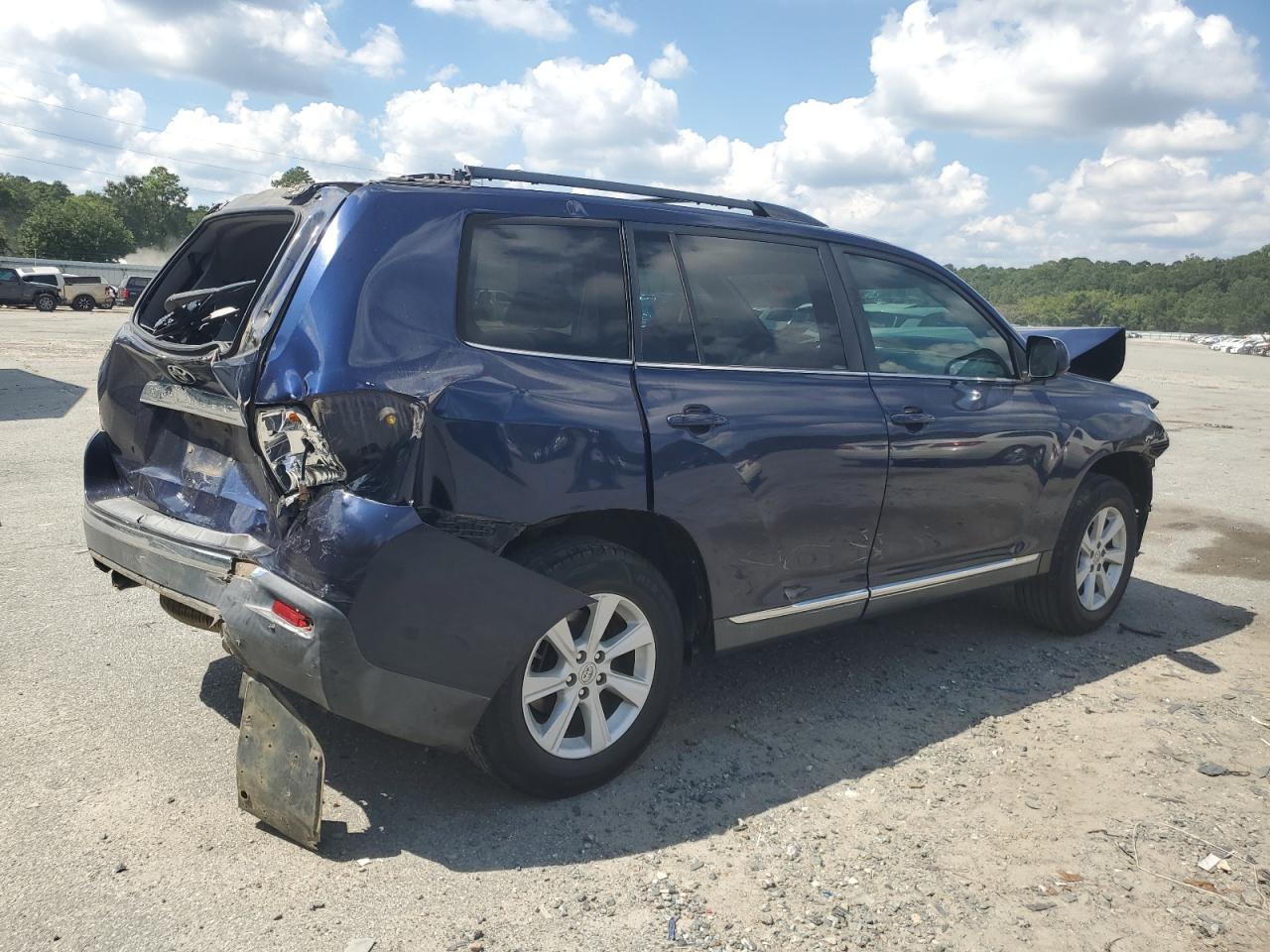 VIN 5TDZK3EH5DS116220 2013 TOYOTA HIGHLANDER no.3