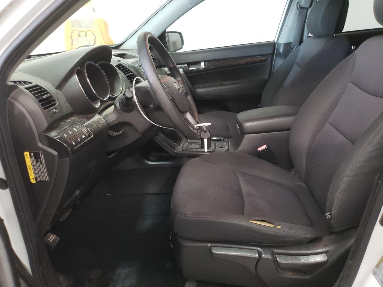 5XYKTCA68CG225561 2012 Kia Sorento Base