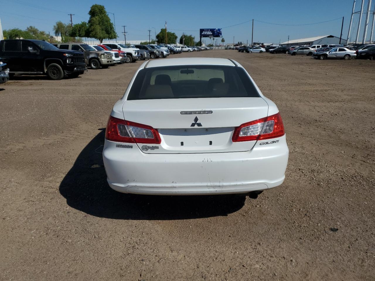 2011 Mitsubishi Galant Fe VIN: 4A32B2FF0BE028698 Lot: 81211433