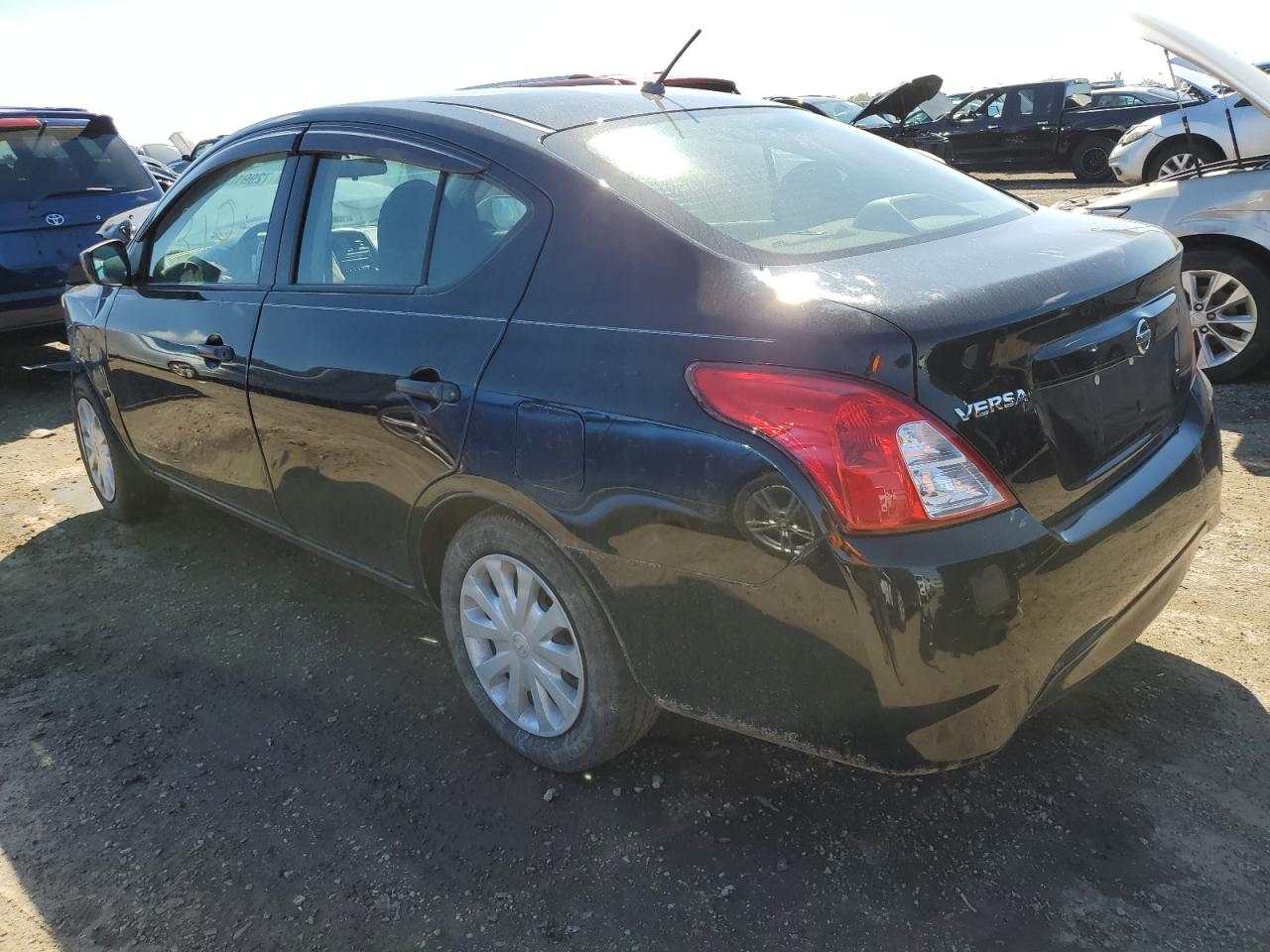 VIN 3N1CN7AP5GL833635 2016 NISSAN VERSA no.2