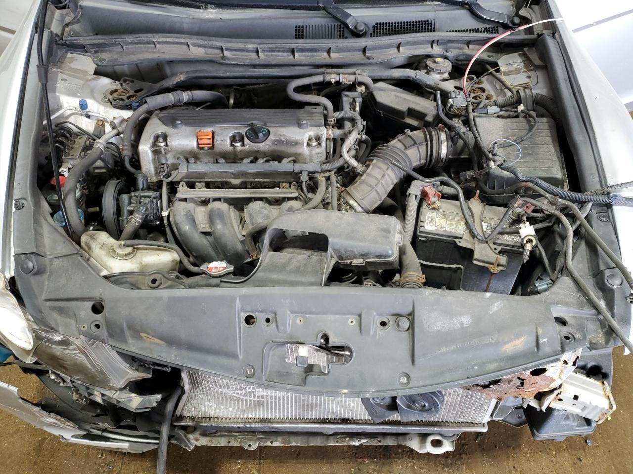 2010 Honda Accord - Image 11