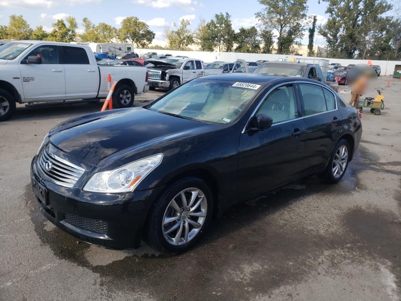 2009 Infiniti G - Image 1