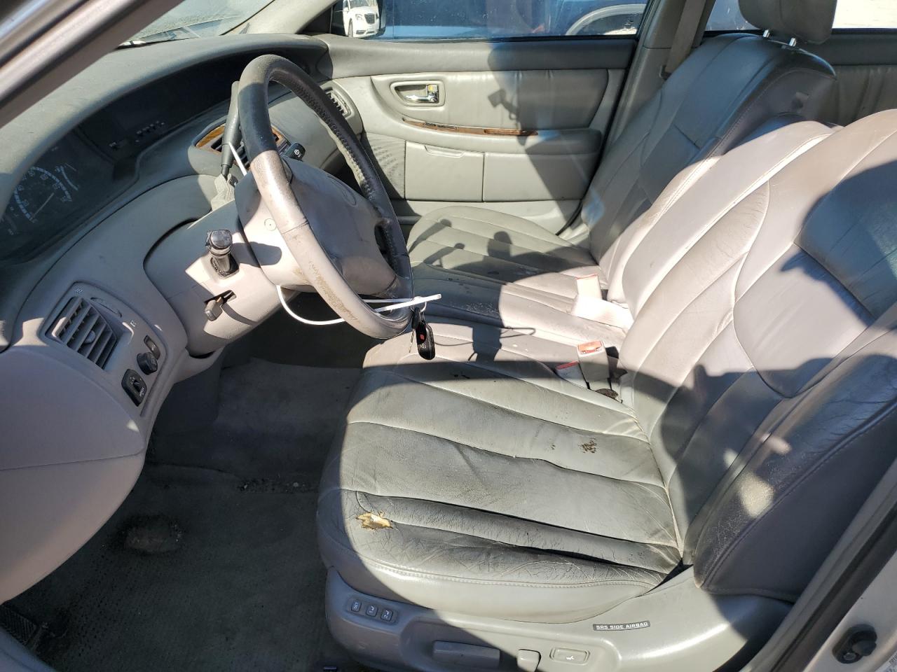 2000 Toyota Avalon Xl VIN: 4T1BF28B8YU022546 Lot: 71472034