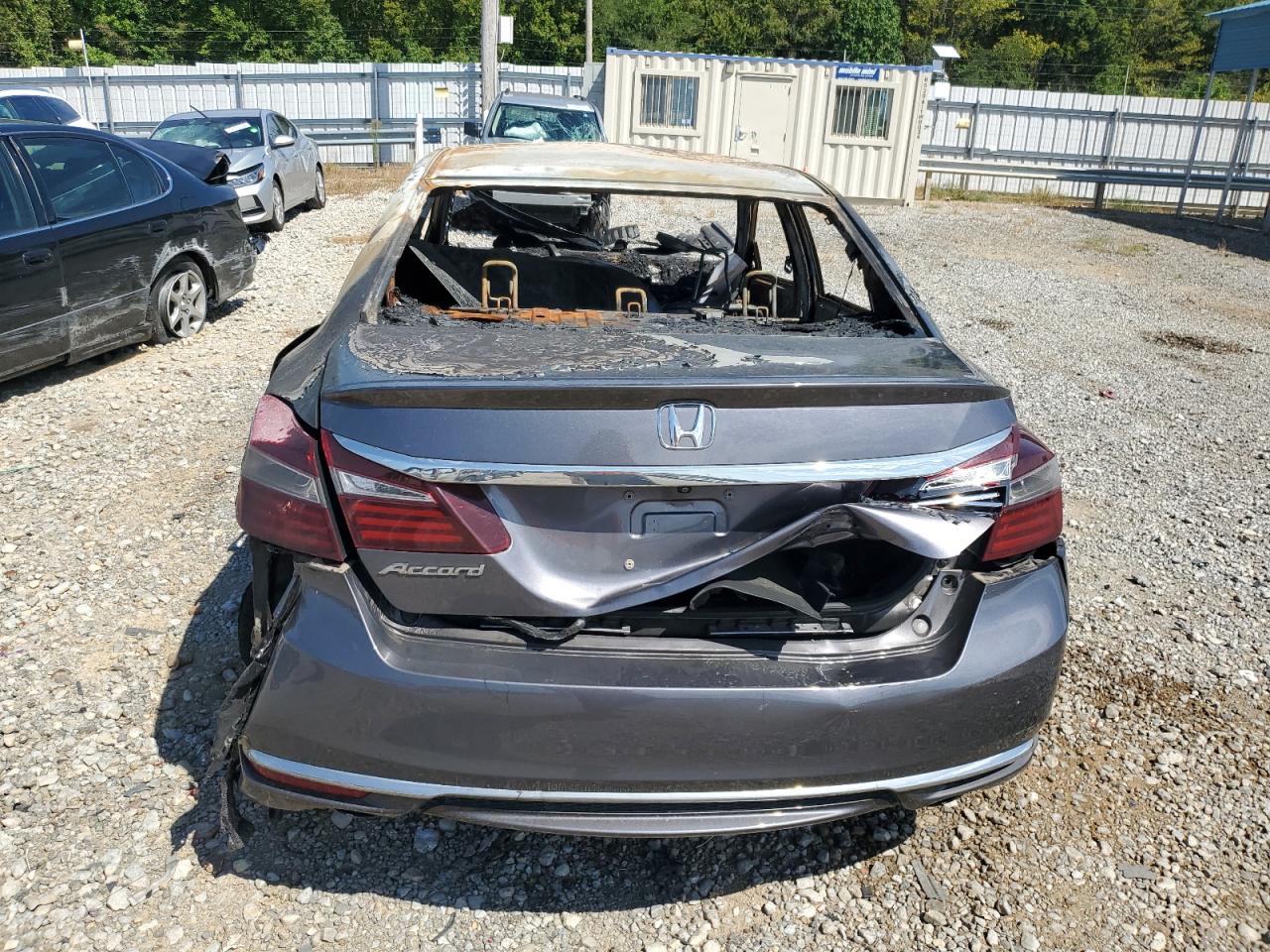 1HGCR2F57HA077490 2017 Honda Accord Sport