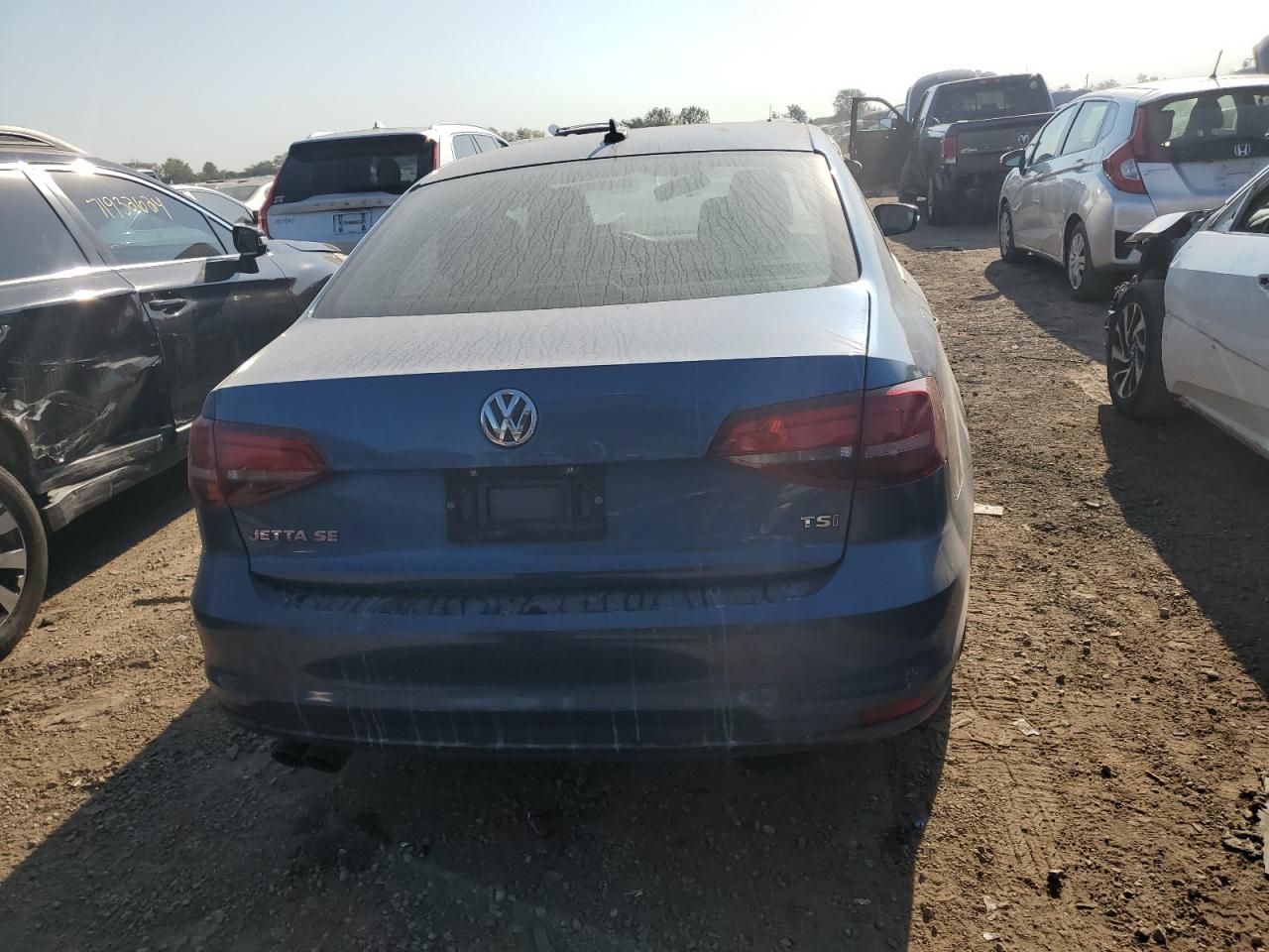 3VWDB7AJ8HM387186 2017 Volkswagen Jetta Se