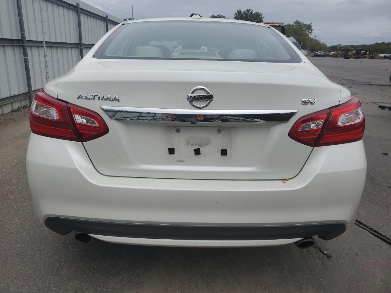 1N4AL3AP5GC135028 2016 Nissan Altima 2.5