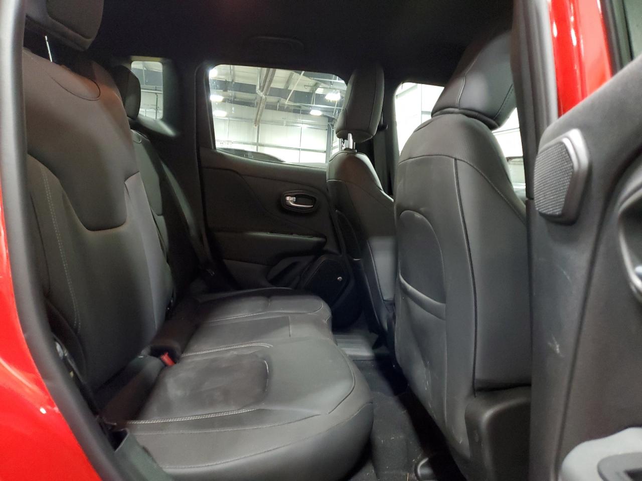 ZACNJBB15KPK25898 2019 Jeep Renegade Latitude