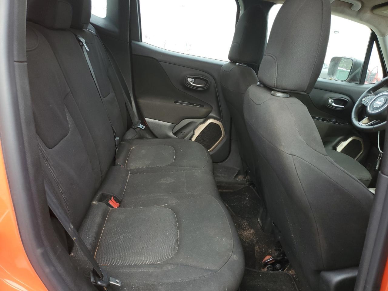 2016 Jeep Renegade Sport VIN: ZACCJBAT9GPD39441 Lot: 71000774