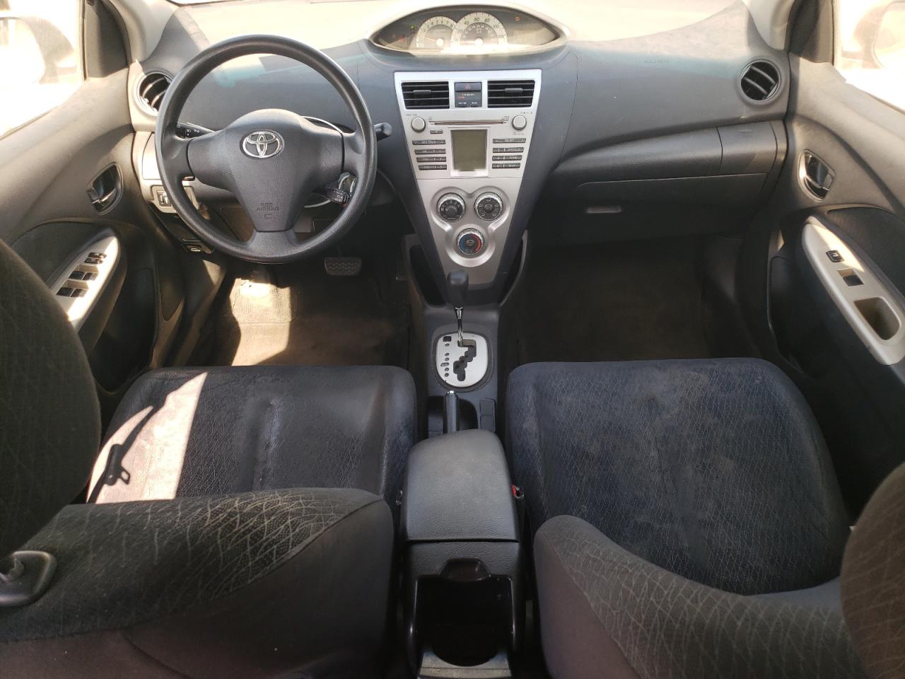 JTDBT923681255592 2008 Toyota Yaris