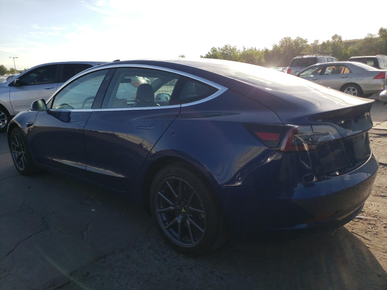 5YJ3E1EB2LF649934 2020 TESLA MODEL 3 - Image 2