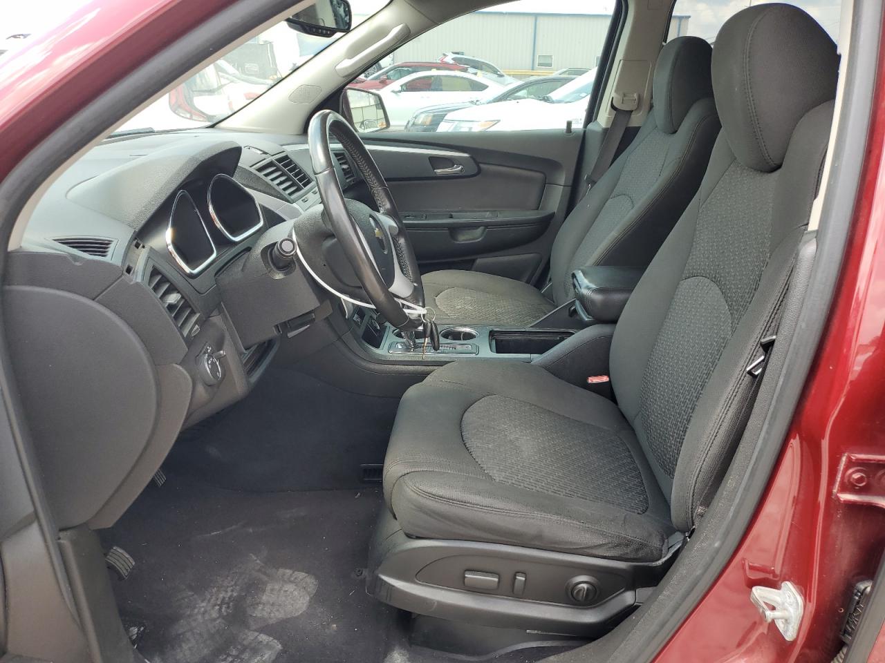 2010 Chevrolet Traverse - Image 7