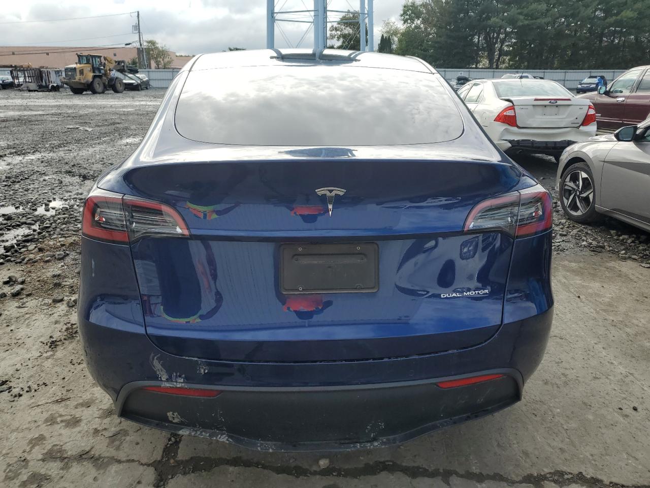 2022 Tesla Model Y VIN: 7SAYGDEE3NF375774 Lot: 71868334