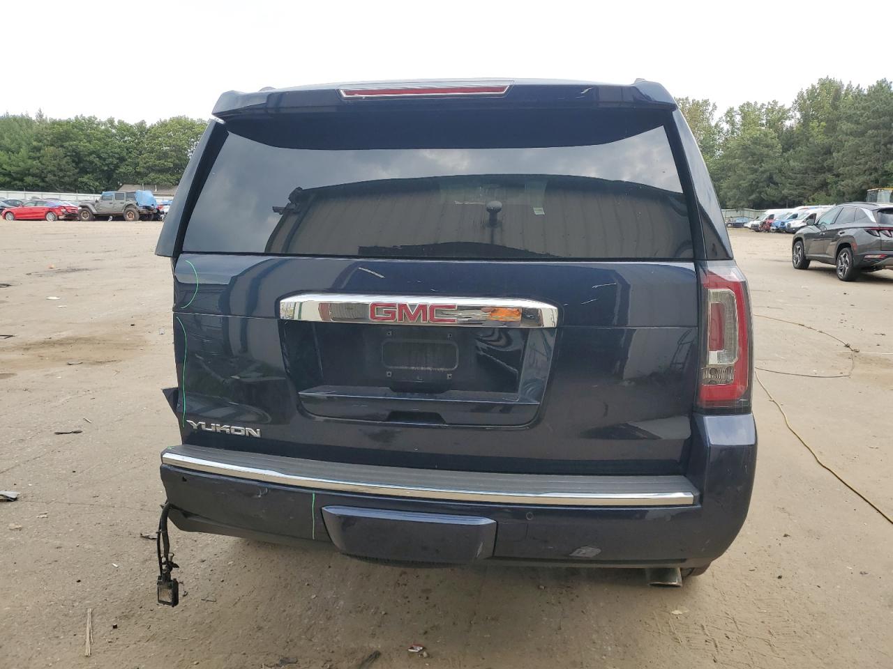 VIN 1GKS2CKJXLR175211 2020 GMC YUKON no.6