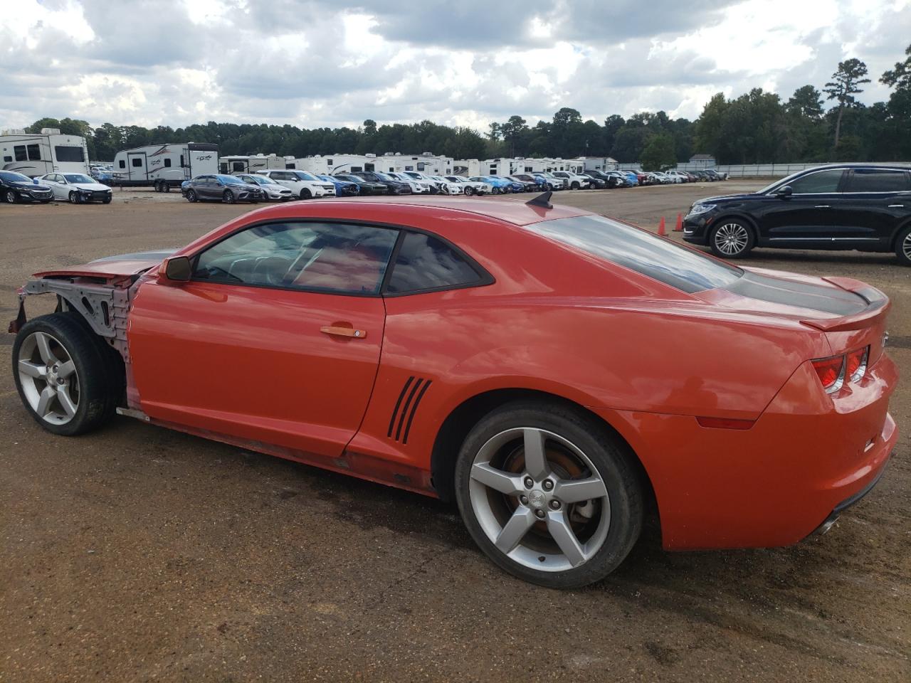 2011 Chevrolet Camaro - Image 2