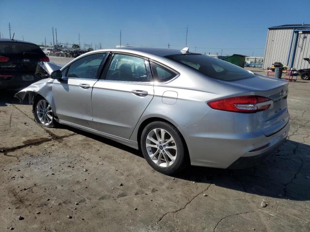 3FA6P0HD7LR135645 Ford Fusion SE 2