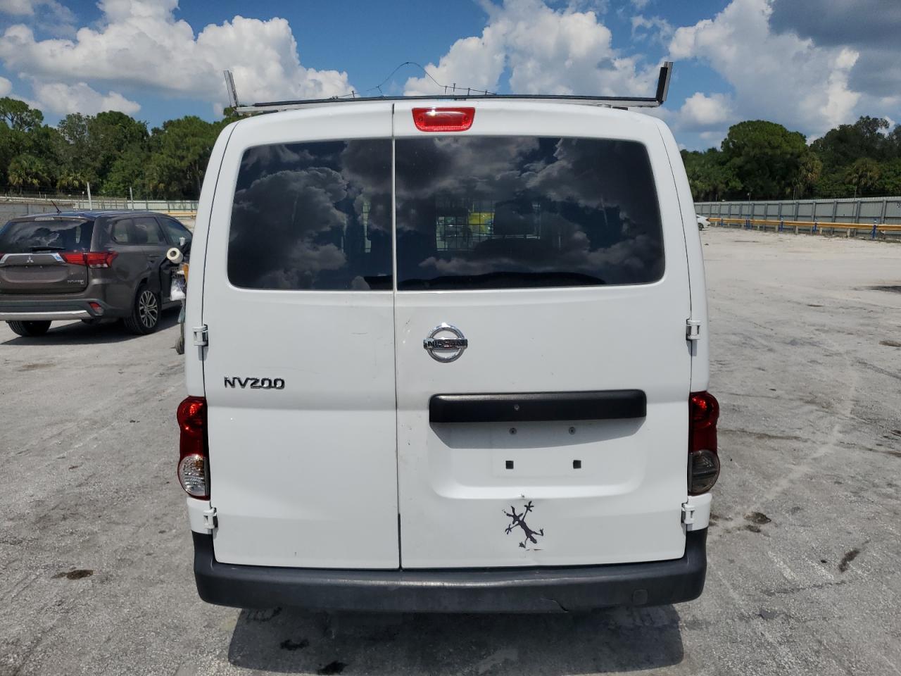 3N6CM0KN2HK719438 2017 Nissan Nv200 2.5S