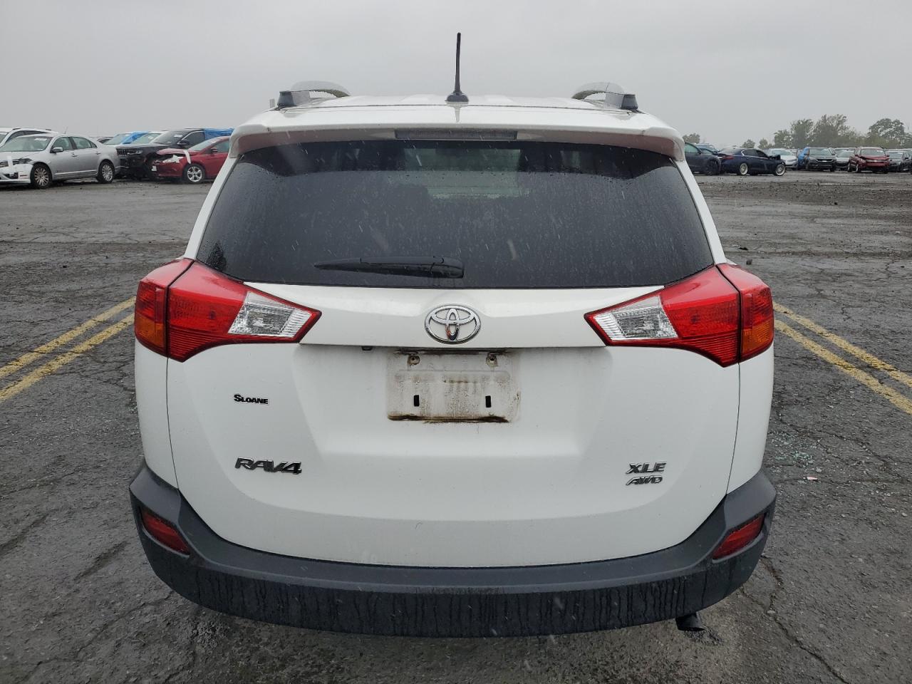 2015 Toyota Rav4 Xle VIN: 2T3RFREV3FW288258 Lot: 73189604