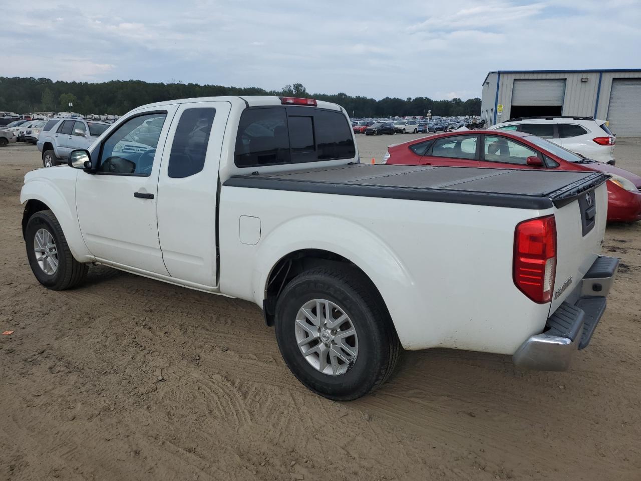 1N6AD0CUXKN762827 2019 NISSAN NAVARA - Image 2