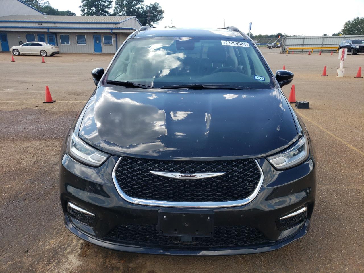 2C4RC1BG4NR153329 2022 Chrysler Pacifica Touring L