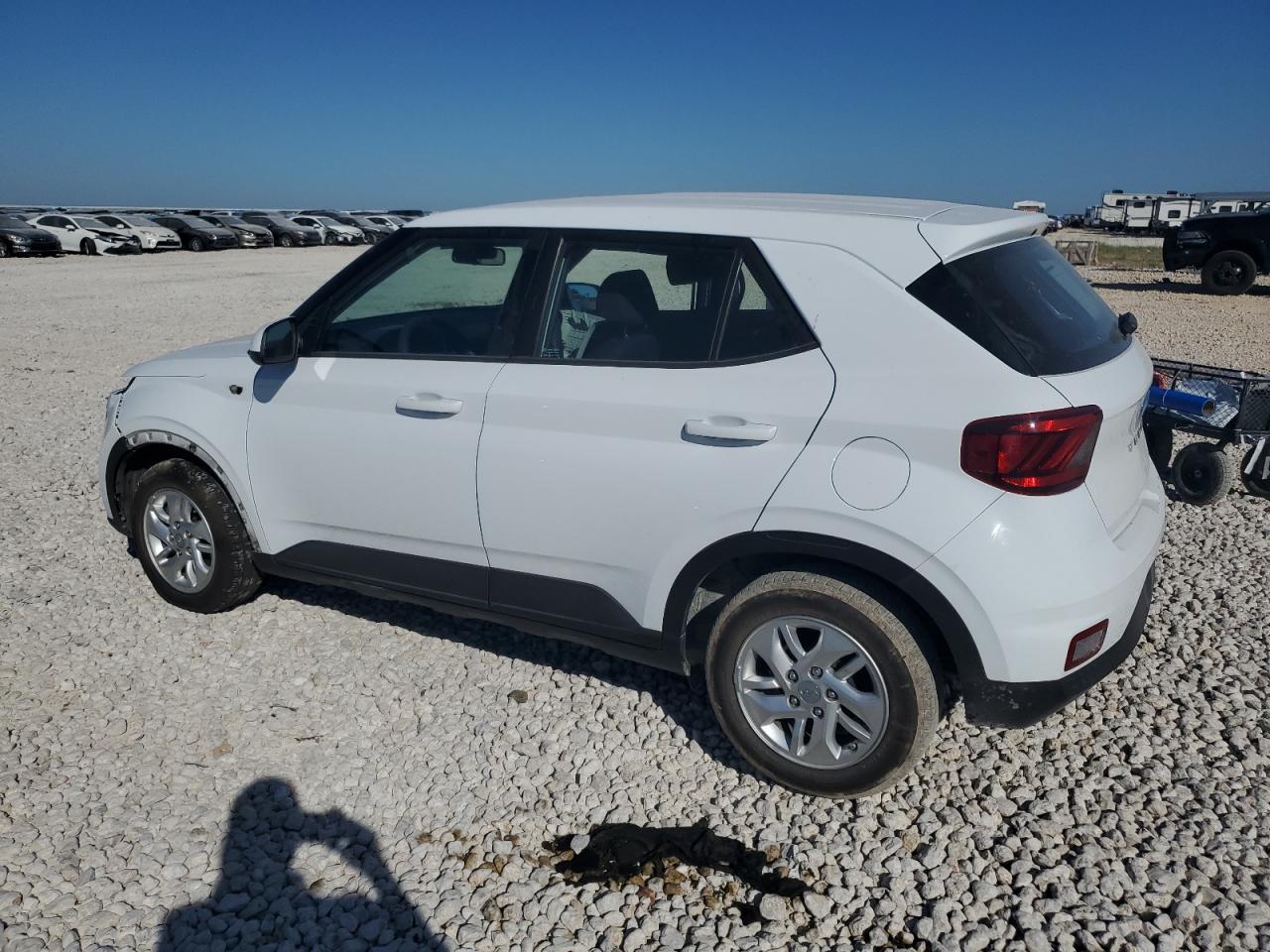 2022 Hyundai Venue - Image 2