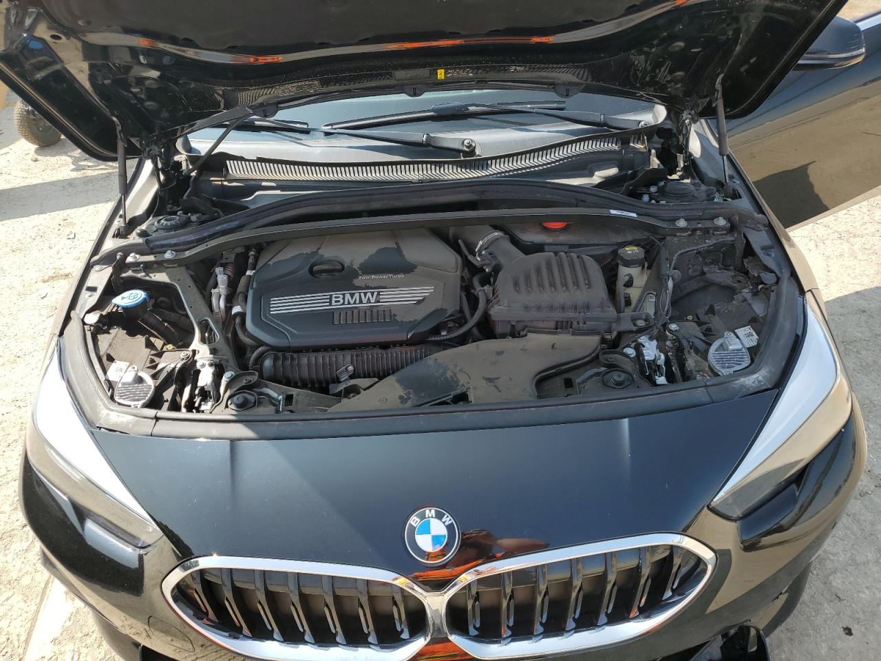 WBA73AK05M7H61189 2021 BMW 228Xi