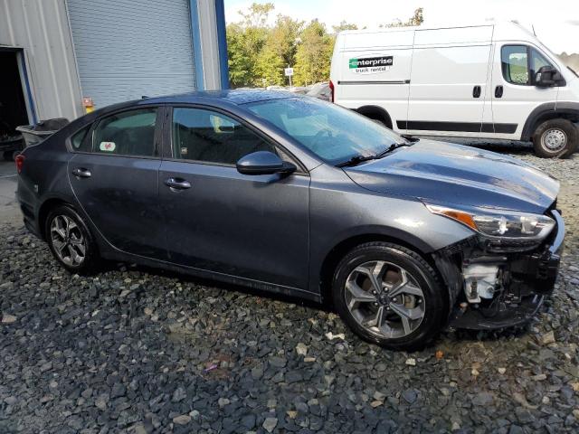 3KPF24AD3LE213789 Kia Forte FE 4