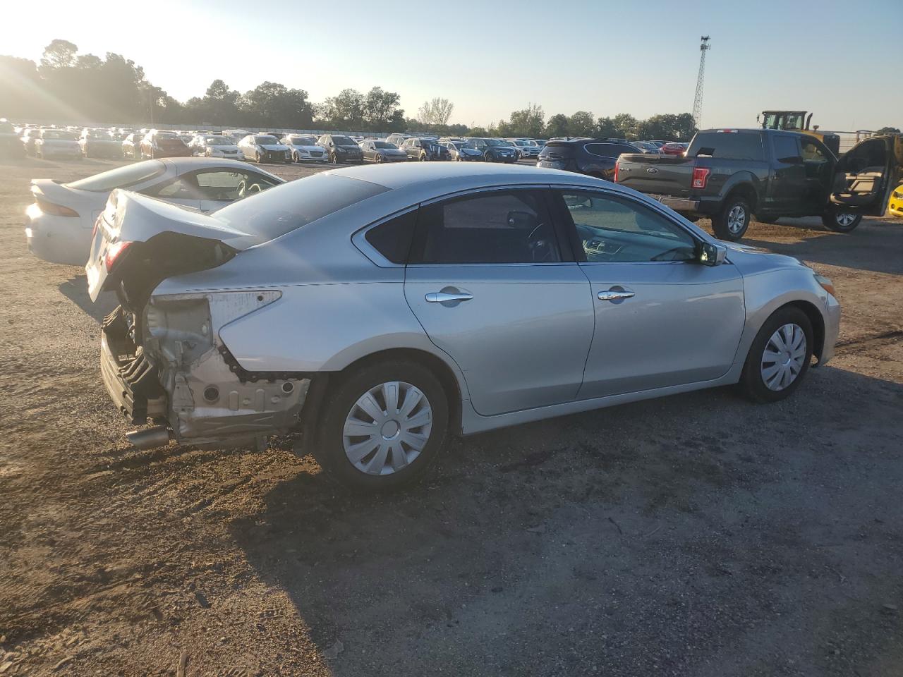 2017 Nissan Altima - Image 3